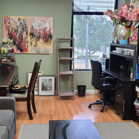 Meet your Posher, Carina - Picture 10 of 12